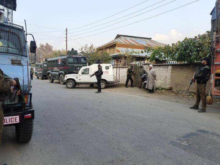J&K Police raids multiple locations in crackdown on natives helping terror operatives