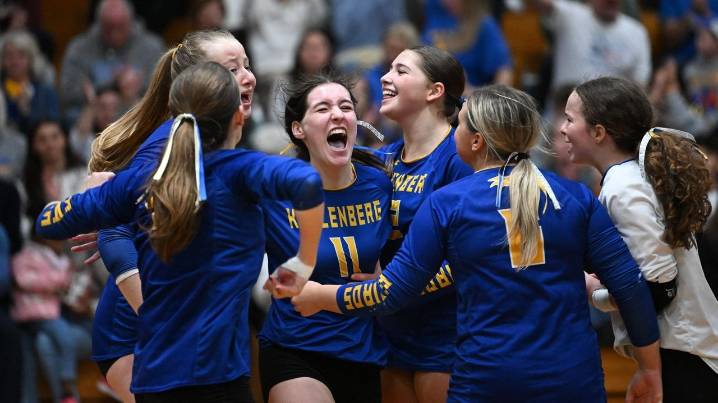 Julianna Lucie, Angela Bush lead Kellenberg to third straight CHSAA title