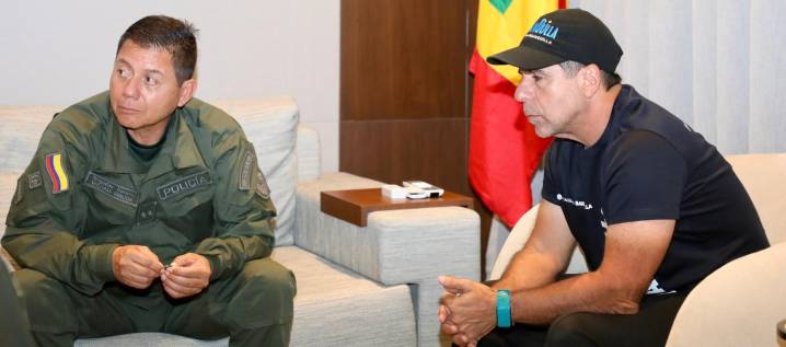 350 policías se incorporan a Barranquilla, anuncian el Alcalde Char y el Director Nacional