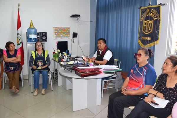 UGEL TACNA CONTINÚA VERIFICACIÓN DE CONDICIONES EDUCATIVAS EN LA IEE FRANCISCO ANTONIO DE ZELA