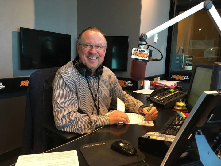 Legendary AM 640 host John Oakley hangs up his mic