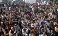 Pakistan: Lawyers hold protest against 27th Constitutional Amendment in Karachi