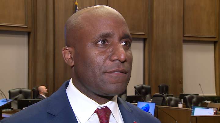 Kansas City, Missouri, prohibits right turns on red traffic signals in school zones