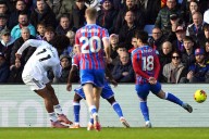 Joshua Zirkzee and Mason Mount goals earn Man Utd comeback win at Crystal Palace