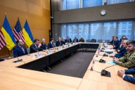 Última hora de la guerra entre Rusia y Ucrania, en directo | Europa propone cambios en el plan de paz de EE UU que incluyen aumentar el número de soldados en Ucrania “en tiempos de paz”