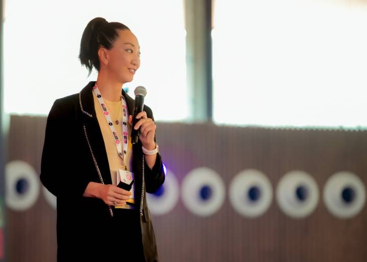 “Los gobiernos no pueden con la velocidad del progreso tecnológico”: Rebeca Hwang”