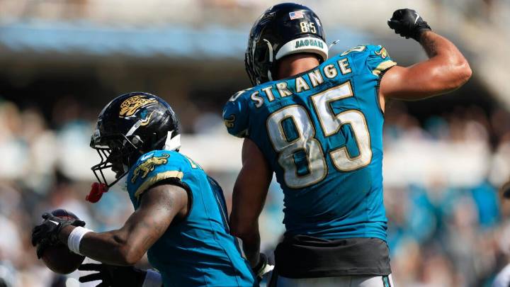 NFL odds, betting lines, spreads: Week 13 picks, best predictions today