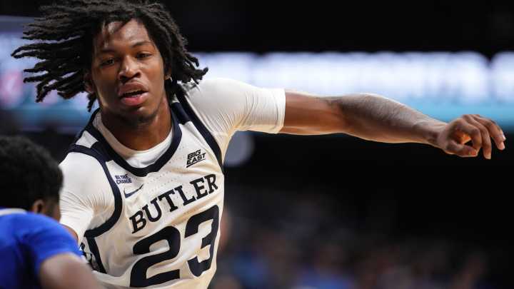 Azavier Stink Robinson makes first start for Butler basketball, shows growth