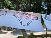 Entre fotografías y testimonios, colectivas feministas reclaman justicia en León