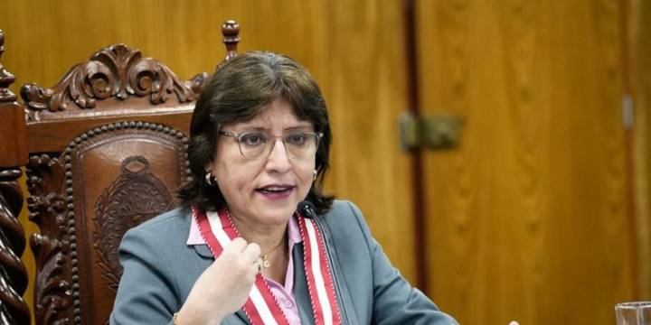 PJ rechaza pedido de Delia Espinoza para que se ejecute su reposición con ayuda de la Policía