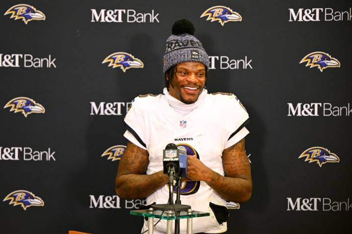 Ravens QB Lamar Jackson (ankle) returns to practice