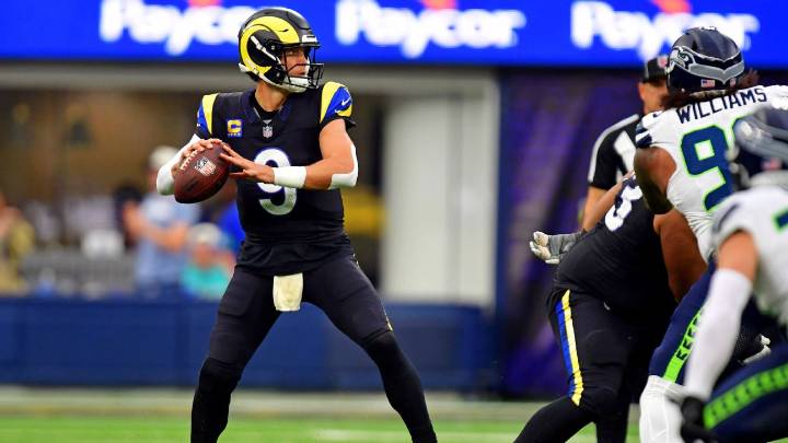 Bettors benefit from "customer-friendly" NFL season while chaos rules in CFB