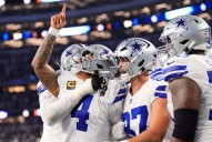 Dallas remonta 21 puntos y vencen 24