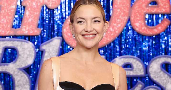 Kate Hudson's D&G Dress Features an Unmissable Detail