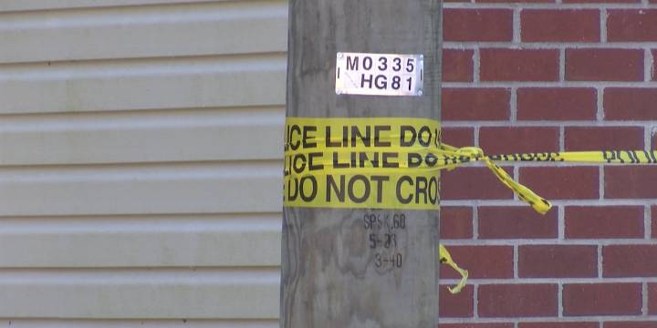 Man arrested after woman found dead in Petersburg apartment