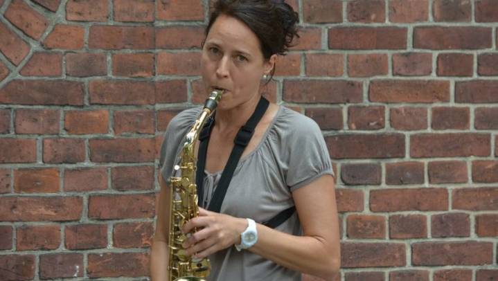 Mennonite Man Storms Out of Jazz Club, Claiming "Far Too Much Sax"