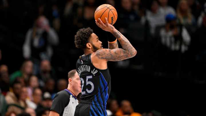 Mavericks at Heat odds, picks and predictions