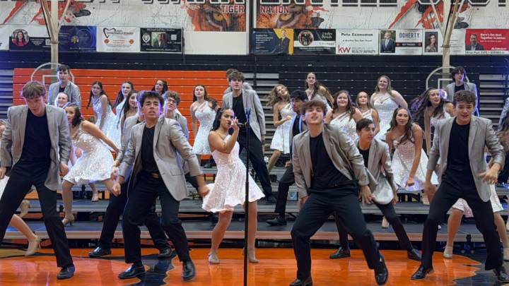 Briefs: Leyden singers head to state, new chief at area hospitals