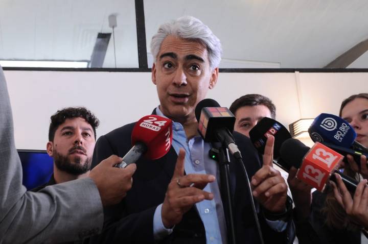 ME-O y potencial escenario de la derecha con más del 60% de los votos: "No le creo a las encuestas (...) por eso el llamado a votar sin dejarse manipular"