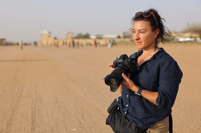 ‘Love+War’: Lynsey Addario on balancing life on the frontlines and motherhood in Nat Geo’s new documentary
