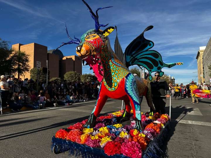 El Paso celebra la vida y la memoria con un vibrante Desfile del Día de los Muertos