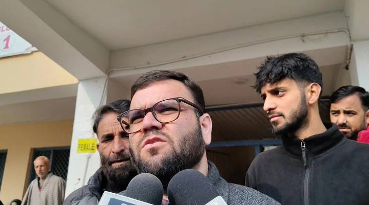 PDP’s Aga Muntazir takes small lead in Budgam by