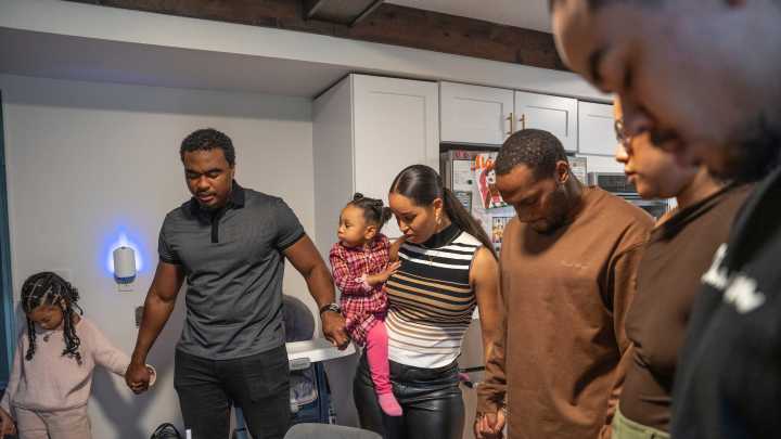 For many Black Detroiters, saying grace is a Thanksgiving prayer