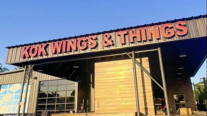 KOK Wings & Things offers free meals to college students, families affected by the government shutdown