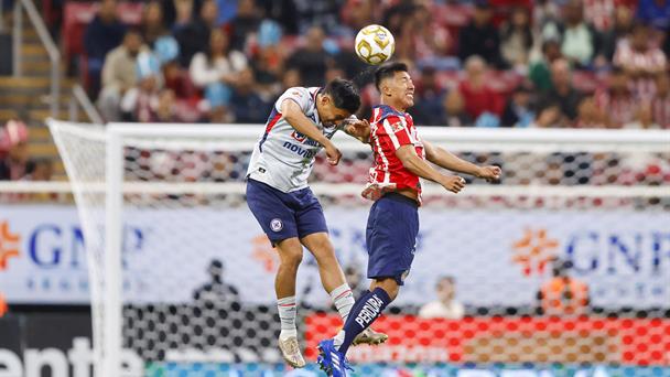 Cruz Azul y Chivas empatan sin goles en Guadalajara en cuartos de final