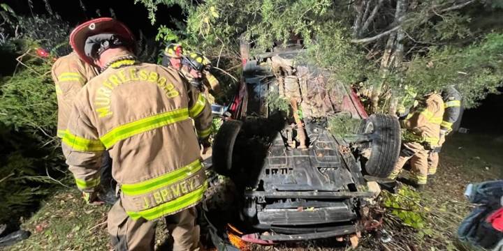 Two extricated safely following violent interstate crash in Murfreesboro on Thanksgiving