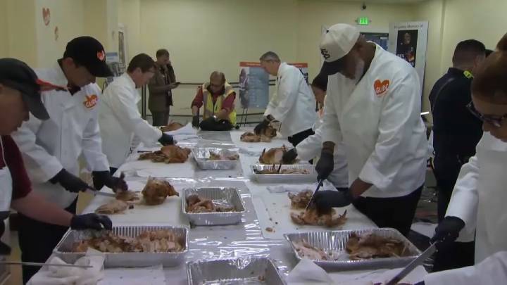 Glide Memorial servirá alimentos en Thanksgiving en San Francisco