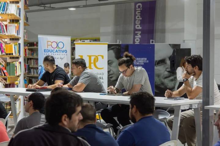 Con nuevas carreras, el 1° de diciembre arrancan las Preinscripciones 2026 de la Universidad Provincial