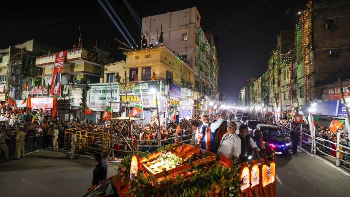 Bihar polls: PM Modi leads mega roadshow in Patna