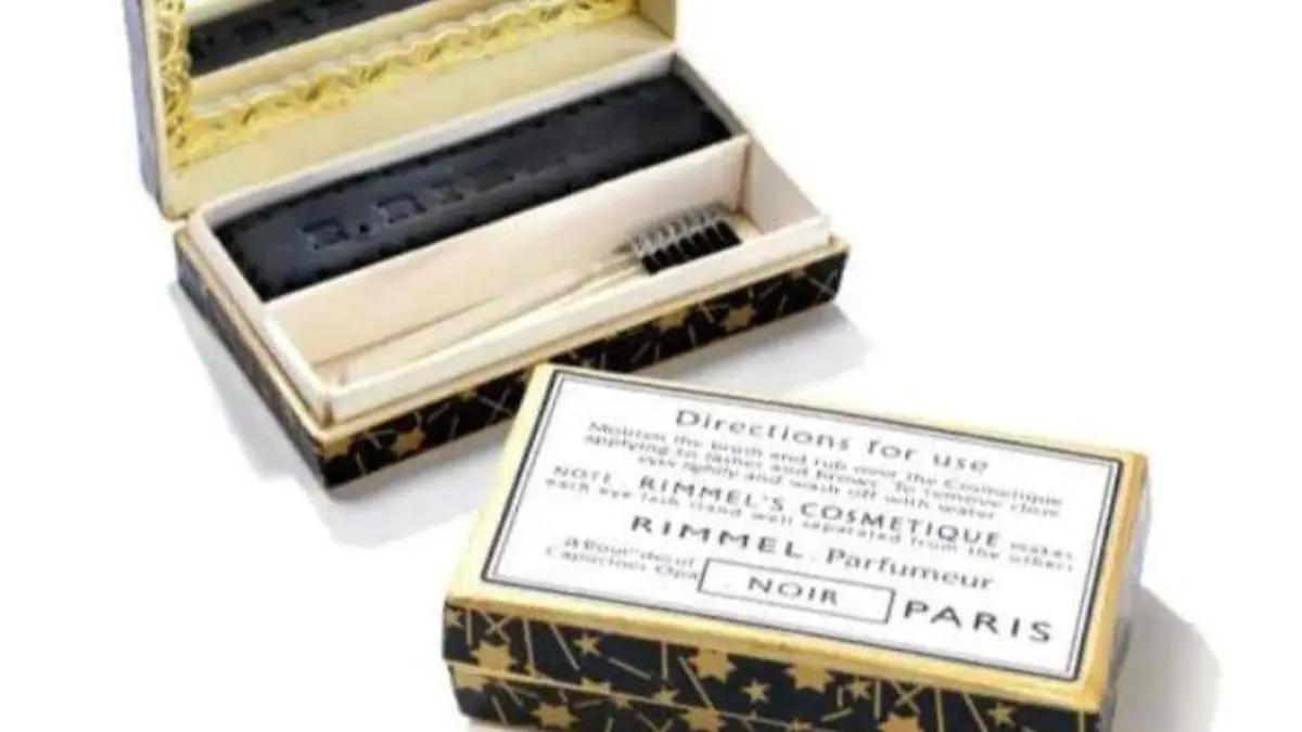 ¿Sabías que un accidente con fuego llevó a una chica a crear el primer rímel del mundo? Esta es su historia