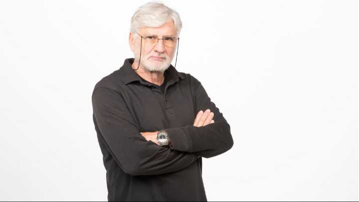 El periodista de RNE Fran Sevilla recibe el premio Francisco Cerecedo