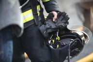 Bomberos movilizan trece dotaciones por un incendio en una nave de Sant Pere de Torelló