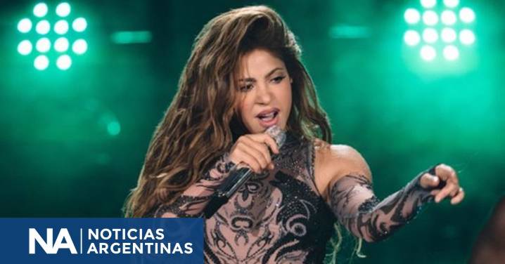 Qué hace Shakira al bajar del escenario despues de sus shows