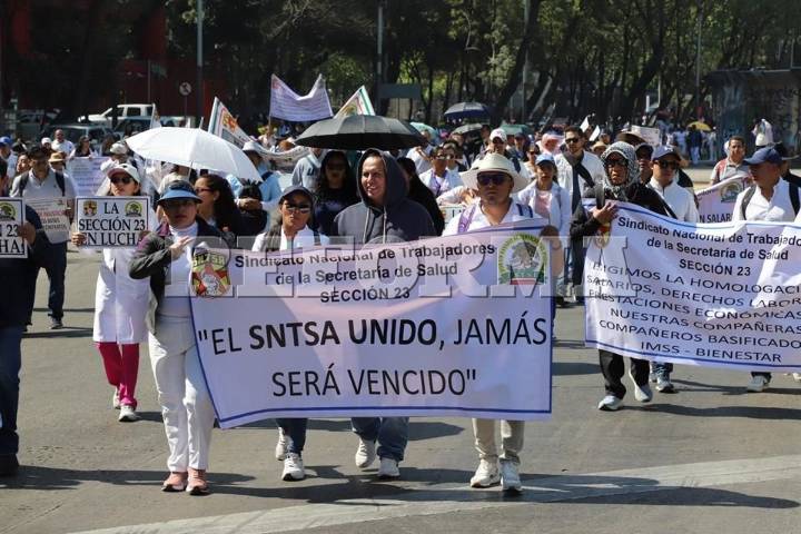 Amagan trabajadores  de salud con parar  labores en Edomex