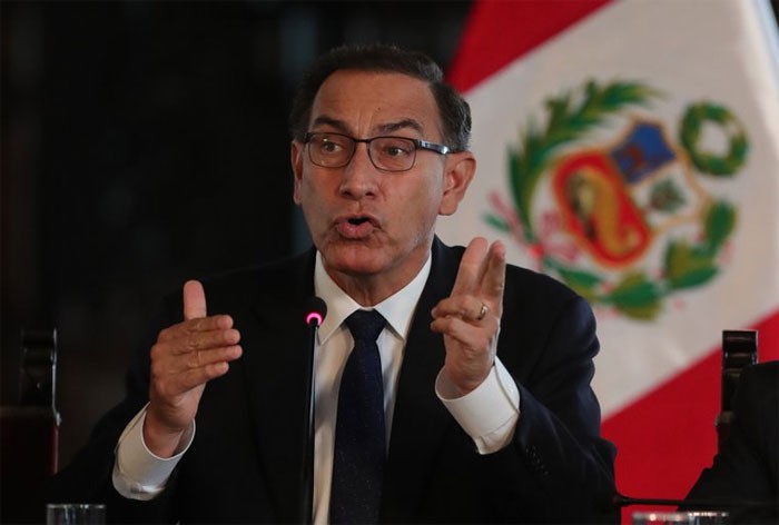 El expresidente de Perú Martín Vizcarra es condenado a 14 años de prisión por sobornos