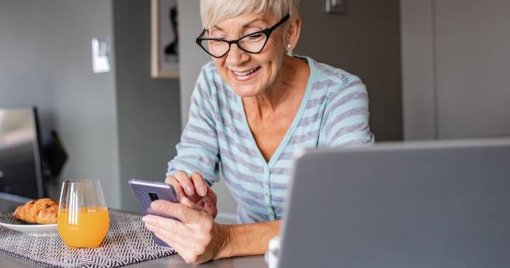 Barclays alert over deadline today to get up to £400 paid into your account