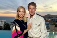 Respect Pours In for Clark Hunt & Family as Chiefs’ Host Church Service at Arrowhead Fans praise Clark Hunt and his family for a unique Chiefs’ game-day tradition that strengthens the fan community in