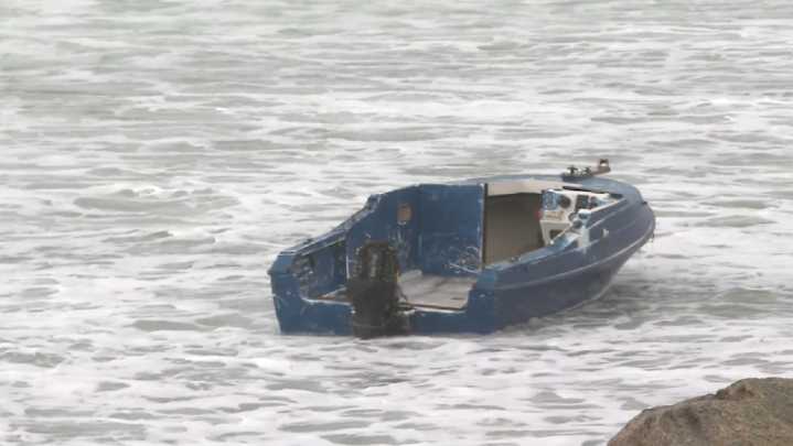 Cuatro migrantes mueren en Imperial Beach al volcarse un bote