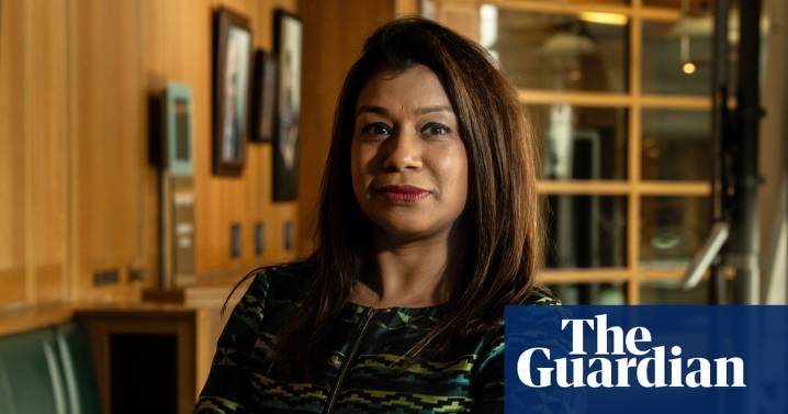 Leading lawyers condemn ‘contrived’ Bangladesh trial of former UK minister