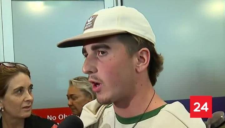 "Era una jaula": El relato de joven chileno liberado tras estar detenido en Estados Unidos