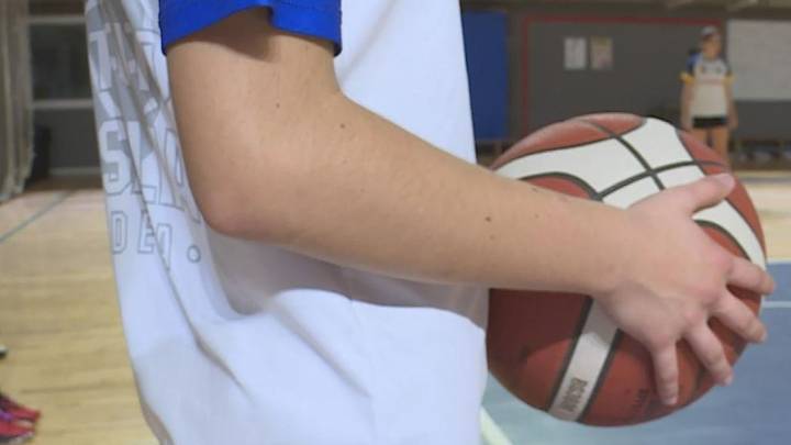 Muere de forma súbita un niño de 12 años tras desplomarse durante un entrenamiento en Avilés