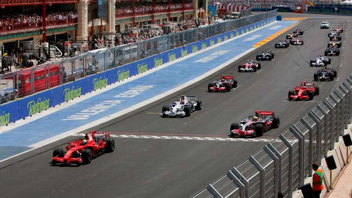 Justicia da visto bueno para que expiloto sudamericano de la Fórmula 1 lleve a juicio reclamo por presunta conspiración para arrebatarle título mundial