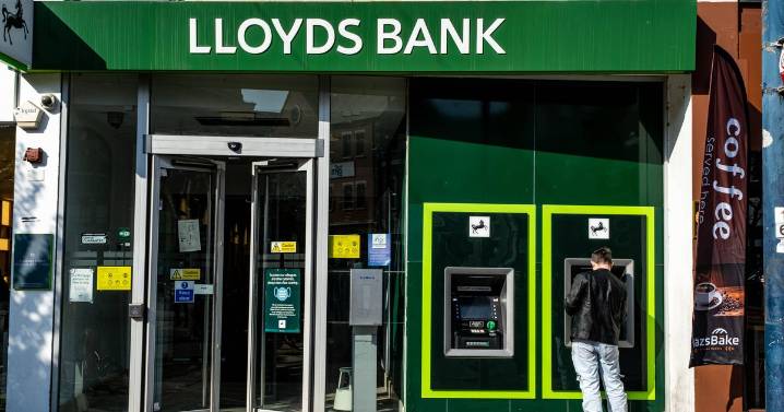 Full list as Lloyds closes 15 banks across UK in November