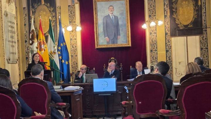 El PP aprueba las cuentas de Antequera con el voto en contra de PSOE e IU