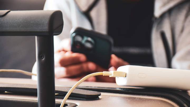 Man Burst Into Flames In Airport Lounge, Leaving Other Passengers Horrified