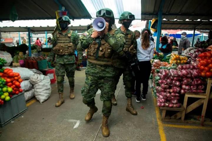 Ante repunte de violencia en varias provincias, Ecuador decreta nuevo estado de excepción